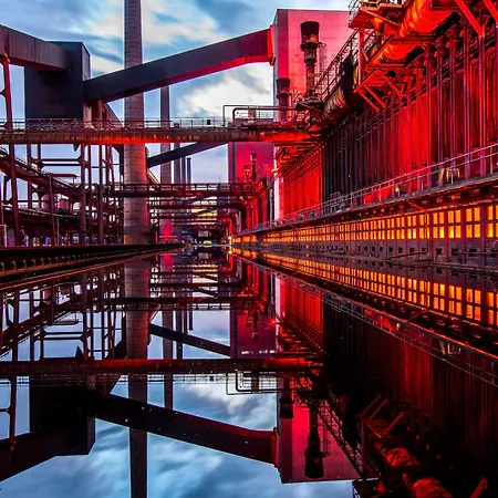 Stilvoll & Zentral In Der Innenstadt, Nahe Hauptbahnhof Und Limbecker Platz, Helle Und Grosszuegige Raeume, Voll Ausgestattete Kueche شقة إسن