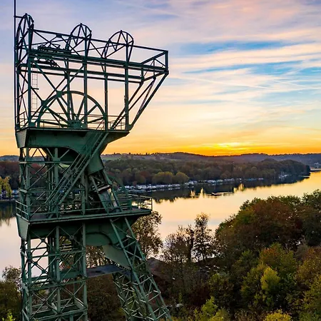 شقة Stilvoll & Zentral In Der Innenstadt, Nahe Hauptbahnhof Und Limbecker Platz, Helle Und Grosszuegige Raeume, Voll Ausgestattete Kueche *