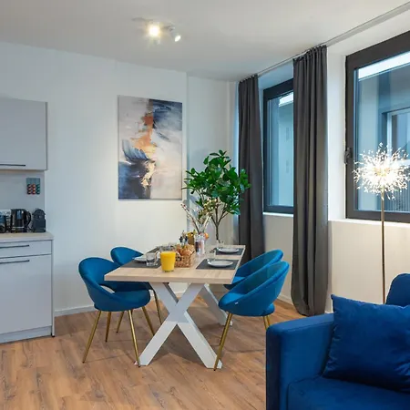 Apartmán Stilvoll & Zentral In Der Innenstadt, Nahe Hauptbahnhof Und Limbecker Platz, Helle Und Grosszuegige Raeume, Voll Ausgestattete Kueche *