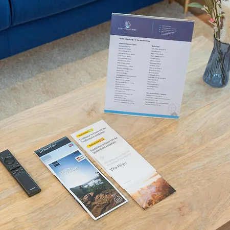 Apartment Stilvoll & Zentral In Der Innenstadt, Nahe Hauptbahnhof Und Limbecker Platz, Helle Und Grosszuegige Raeume, Voll Ausgestattete Kueche