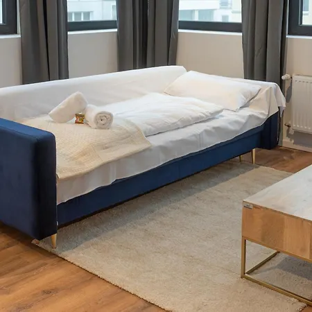 Stilvoll & Zentral In Der Innenstadt, Nahe Hauptbahnhof Und Limbecker Platz, Helle Und Grosszuegige Raeume, Voll Ausgestattete Kueche *