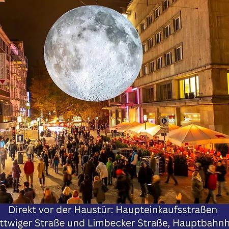 Stilvoll & Zentral In Der Innenstadt, Nahe Hauptbahnhof Und Limbecker Platz, Helle Und Grosszuegige Raeume, Voll Ausgestattete Kueche * Essen