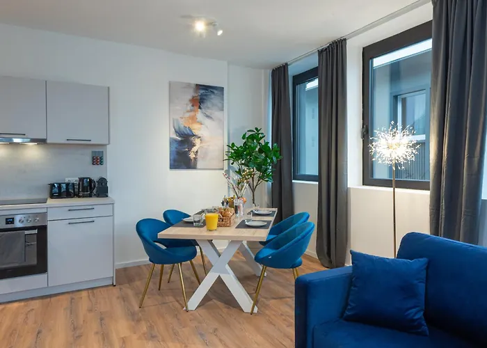 Lejlighed Stilvoll & Zentral In Der Innenstadt, Nahe Hauptbahnhof Und Limbecker Platz, Helle Und Grosszuegige Raeume, Voll Ausgestattete Kueche *