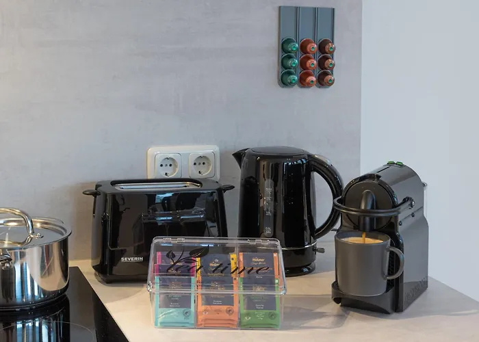 Stilvoll & Zentral In Der Innenstadt, Nahe Hauptbahnhof Und Limbecker Platz, Helle Und Grosszuegige Raeume, Voll Ausgestattete Kueche