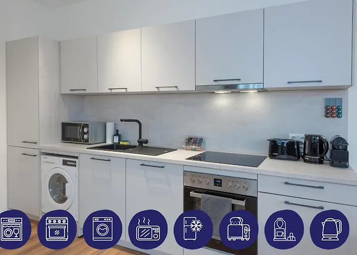 Stilvoll & Zentral In Der Innenstadt, Nahe Hauptbahnhof Und Limbecker Platz, Helle Und Grosszuegige Raeume, Voll Ausgestattete Kueche